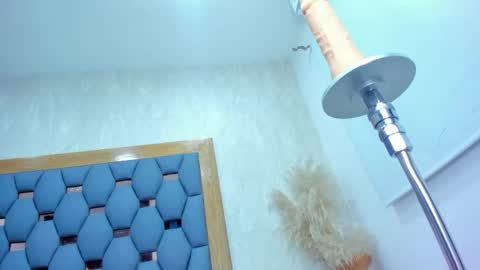 Snapshot of crystal_sm chatting on 23, 4, 2026 crystal_sm online show from 23, 4, 2026
