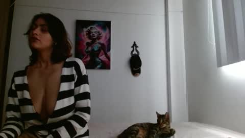 Snapshot of crystal_starx chatting on 1, 5, 2026 Crystal Blaze online show from 1, 5, 2026