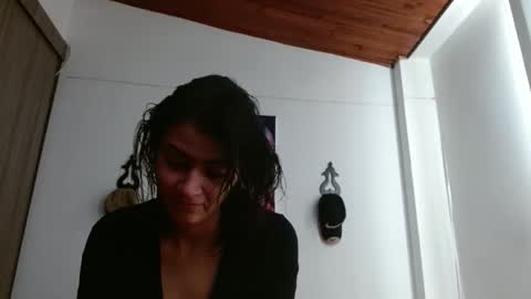Snapshot of crystal_starx chatting on 25, 5, 2026 Crystal Blaze online show from 25, 5, 2026