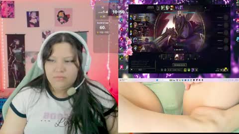 Snapshot of crystal_velvet01 chatting on 23, 4, 2026 crystal online show from 23, 4, 2026