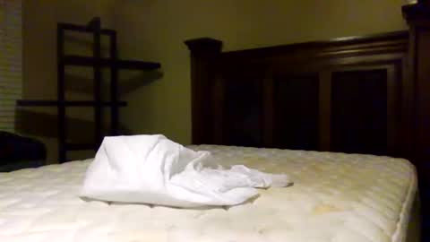 crystalbarbie214 online show from 12, 11, 2025