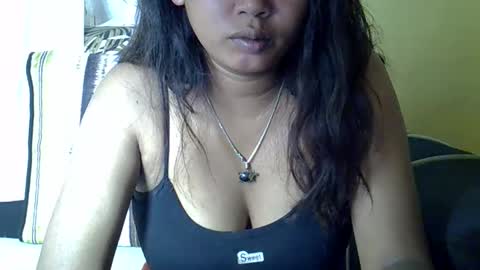 Snapshot of crystalbellax chatting on 13, 5, 2026 crystalbellax online show from 13, 5, 2026
