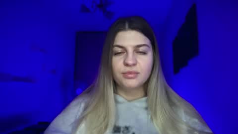 Snapshot of crystalblush01 chatting on 6, 4, 2026 crystalblush01 online show from 6, 4, 2026