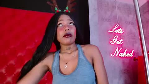 Snapshot of crystalbrooke3x chatting on 22, 12, 2025 Crystal online show from 22, 12, 2025