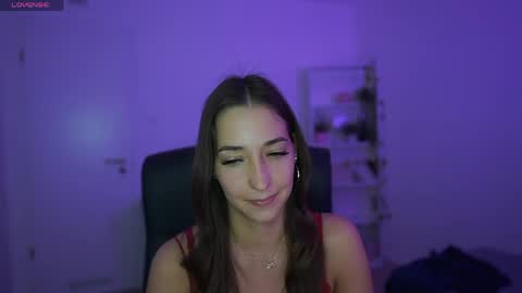 Crystalbrunette18 online show from 28, 4, 2026