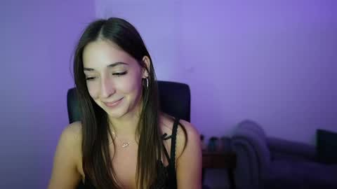 Crystalbrunette18 online show from 12, 5, 2026