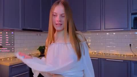 Snapshot of crystaldiva01 chatting on 7, 3, 2026 Diva online show from 7, 3, 2026