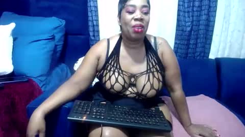 crystaljes online show from 26, 2, 2025