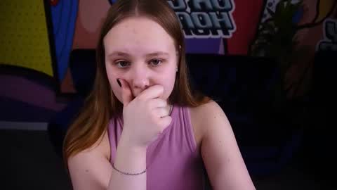 Snapshot of crystallpaws_ chatting on 23, 11, 2025 crystallpaws_ online show from 23, 11, 2025