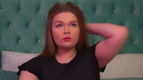 Snapshot of crystallyons chatting on 19, 2, 2026 Crystal online show from 19, 2, 2026