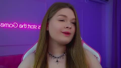 Snapshot of crystallyons chatting on 15, 3, 2026 Crystal online show from 15, 3, 2026