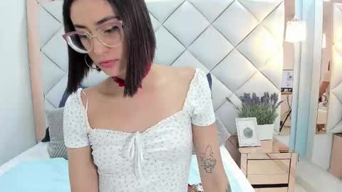 Snapshot of crystalstonee1 chatting on 27, 3, 2026 Crystal online show from 27, 3, 2026