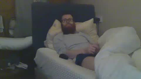 Snapshot of cs014g8493 chatting on 5, 3, 2025 chris online show from 5, 3, 2025