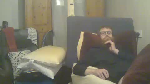 Snapshot of cs014g8493 chatting on 13, 4, 2026 chris online show from 13, 4, 2026