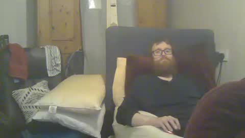 Snapshot of cs014g8493 chatting on 15, 4, 2026 chris online show from 15, 4, 2026