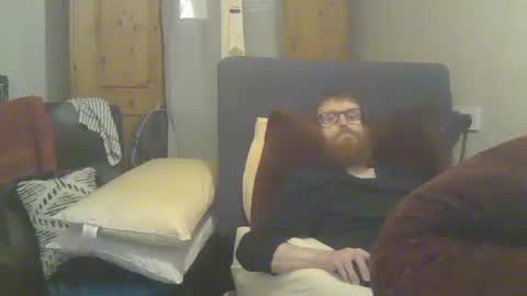 Snapshot of cs014g8493 chatting on 17, 4, 2026 chris online show from 17, 4, 2026