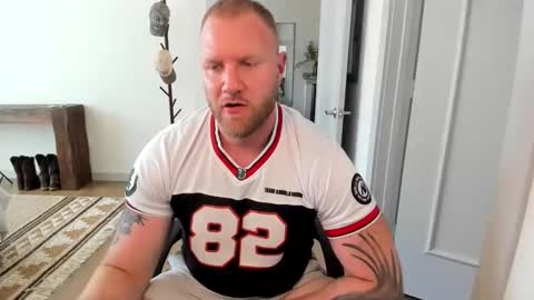 Snapshot of cub_guns95 chatting on 6, 4, 2026 Gunnar online show from 6, 4, 2026