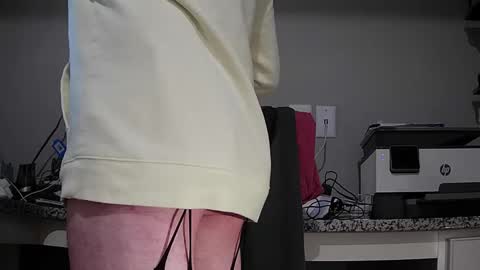 Snapshot of cuban2_slut chatting on 15, 9, 2025 Cubantoo online show from 15, 9, 2025