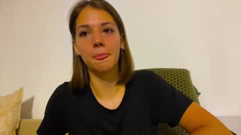Snapshot of cucgrueber chatting on 23, 6, 2026 cucgrueber online show from 23, 6, 2026
