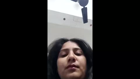 Snapshot of cuddlemuffins_3110 chatting on 14, 12, 2025 cuddlemuffins online show from 14, 12, 2025