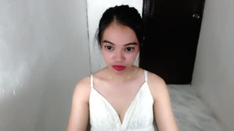 Snapshot of cuddlepunk_bubble chatting on 10, 5, 2026 cuddlepunk_bubble online show from 10, 5, 2026