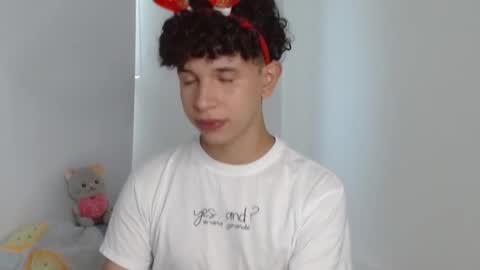 Cuddly online show from 5, 1, 2025