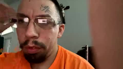 Snapshot of cuete2100 chatting on 14, 12, 2025 cuete2100 online show from 14, 12, 2025