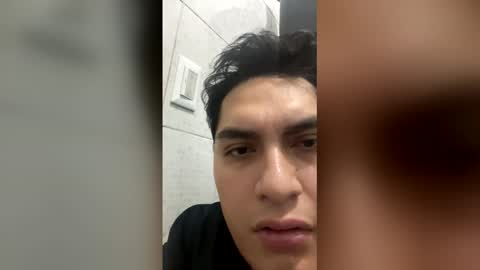 Snapshot of cuito2003 chatting on 6, 4, 2026 cuito2003 online show from 6, 4, 2026