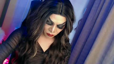 CUMMELA SLUTI online show from 11, 3, 2025