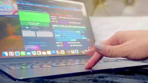 im KIM new girl to spoil online show from 13, 9, 2025