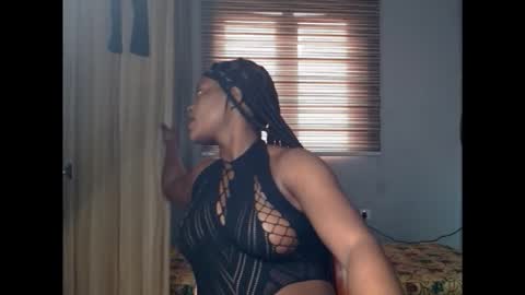 Snapshot of cum_ebony_petitxx chatting on 5, 2, 2026 cath online show from 5, 2, 2026