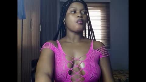 Snapshot of cum_ebony_petitxx chatting on 13, 2, 2026 cath online show from 13, 2, 2026