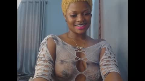 Snapshot of cum_ebony_petitxx chatting on 11, 6, 2026 cath online show from 11, 6, 2026