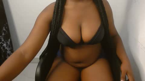 Snapshot of cum_on_dana chatting on 25, 3, 2026 lucy online show from 25, 3, 2026