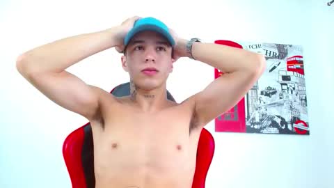 cumandres online show from 14, 2, 2026