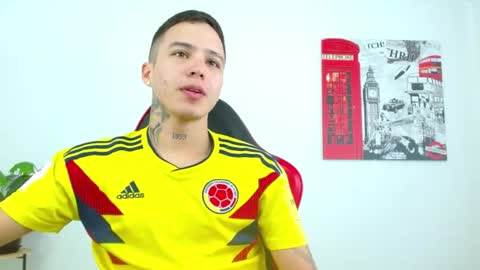 Snapshot of cumandres chatting on 17, 6, 2026 cumandres online show from 17, 6, 2026