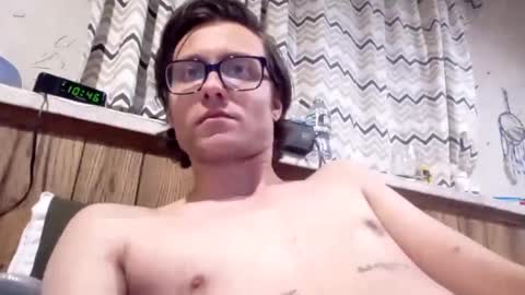 Snapshot of cumfetishswallower chatting on 4, 1, 2025 cumfetishswallower online show from 4, 1, 2025