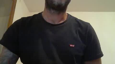 Snapshot of cummincock04 chatting on 12, 10, 2025 cummincock04 online show from 12, 10, 2025