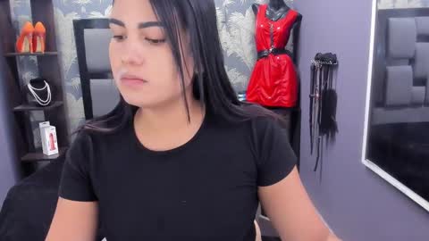 cumming tiffani online show from 18, 9, 2025