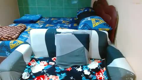 Leah Vergara online show from 10, 3, 2025