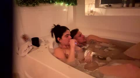 Snapshot of cumontae chatting on 6, 2, 2025 Pussy whipped babyboy online show from 6, 2, 2025