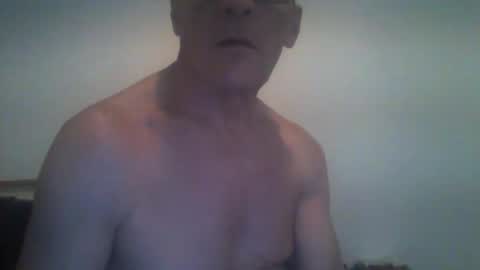 Snapshot of cumseeme002 chatting on 21, 12, 2025 Alan online show from 21, 12, 2025