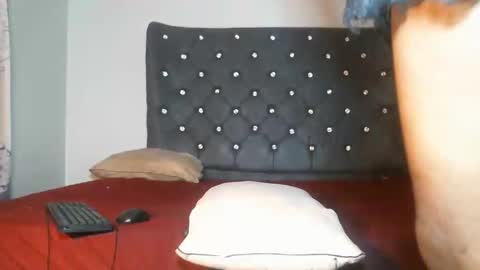 Snapshot of cumslayer19 chatting on 8, 3, 2026 Shiiro online show from 8, 3, 2026