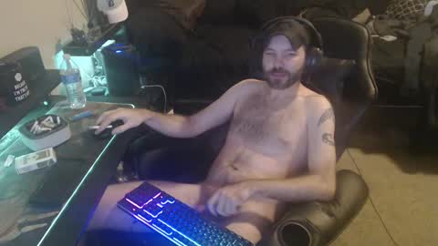 Snapshot of cumslinger2003 chatting on 7, 12, 2024 cumslinger2003 online show from 7, 12, 2024