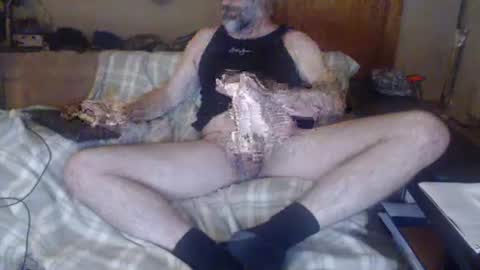 Snapshot of cumwme2thesea chatting on 1, 2, 2025 5 seconds later online show from 1, 2, 2025