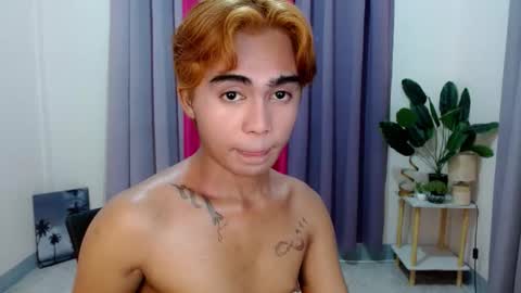 Snapshot of cuppycupcake_2 chatting on 10, 4, 2026 Xyrien online show from 10, 4, 2026