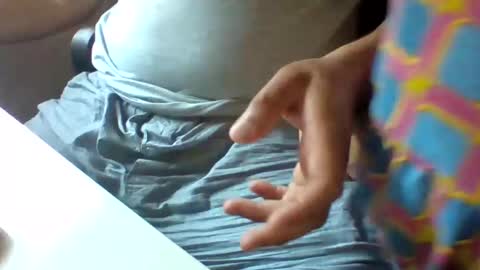 Snapshot of curious_aussie11 chatting on 14, 12, 2024 Carl online show from 14, 12, 2024