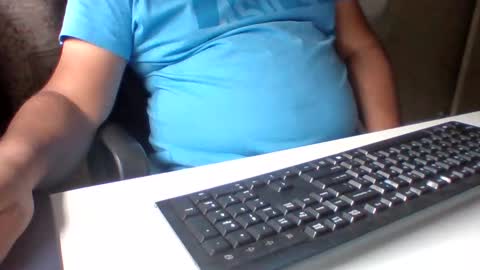 Snapshot of curious_aussie11 chatting on 7, 1, 2025 Carl online show from 7, 1, 2025