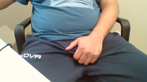 Snapshot of curious_aussie11 chatting on 10, 9, 2025 Carl online show from 10, 9, 2025