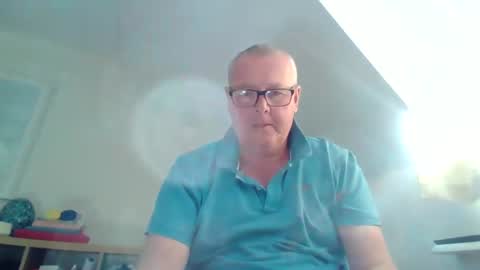 Snapshot of curiousax77 chatting on 7, 4, 2026 curiousax77 online show from 7, 4, 2026